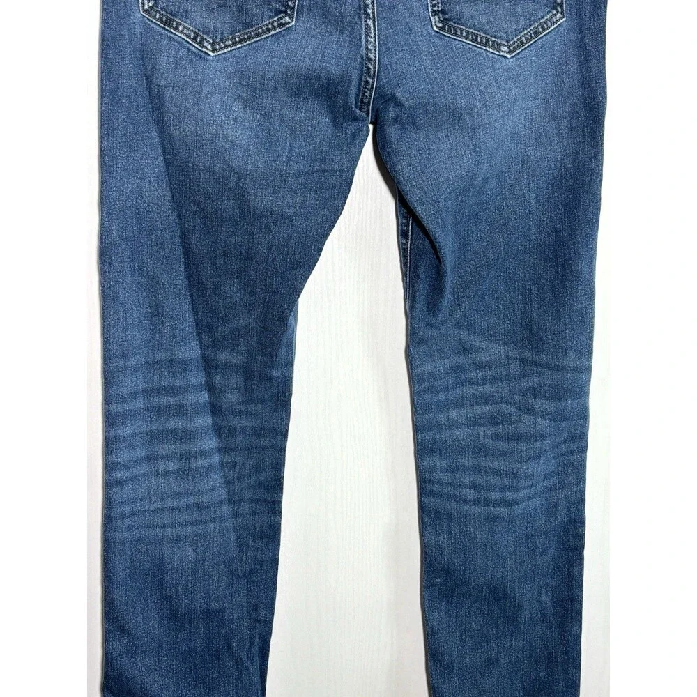 J. Crew sits waist
